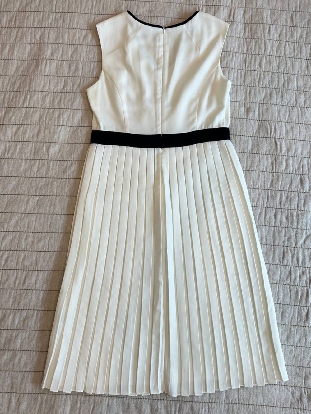 White Pleated Midi Dress with Black Trim - Picture 2 of 6